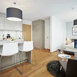 Aparthotel Ipartment Frankfurt Centre 4*