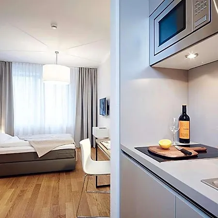 Ipartment Frankfurt Centre Aparthotel 4*
